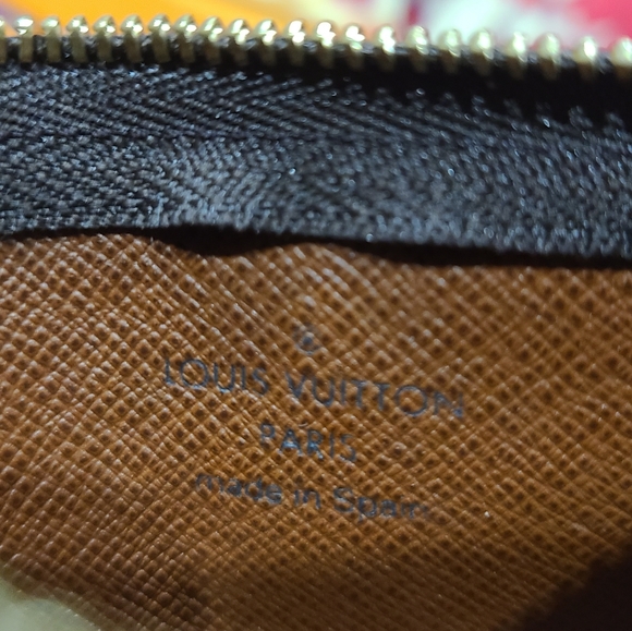 Louis Vuitton coin purse - Picture 7 of 8